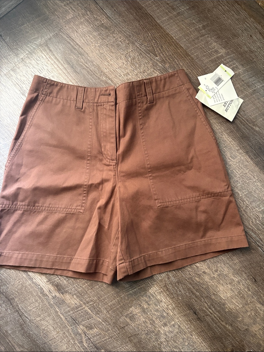 Jones New York High Waist Utility Shorts in Brown